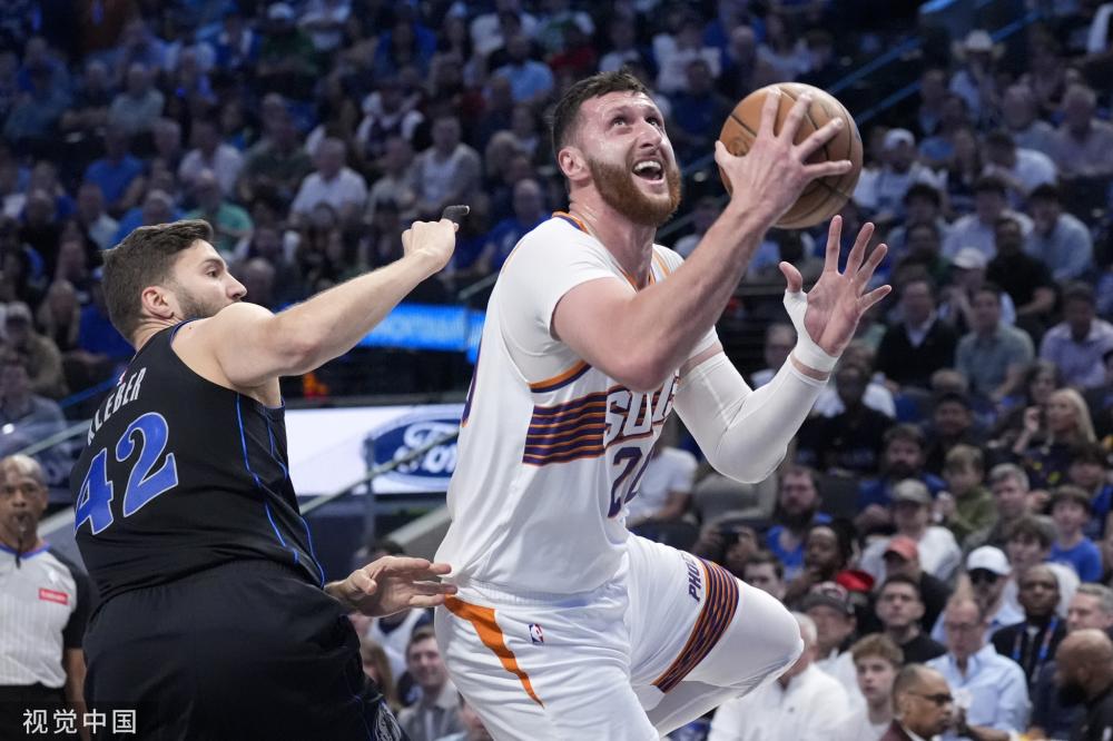 曼联官方发 曼联官方发